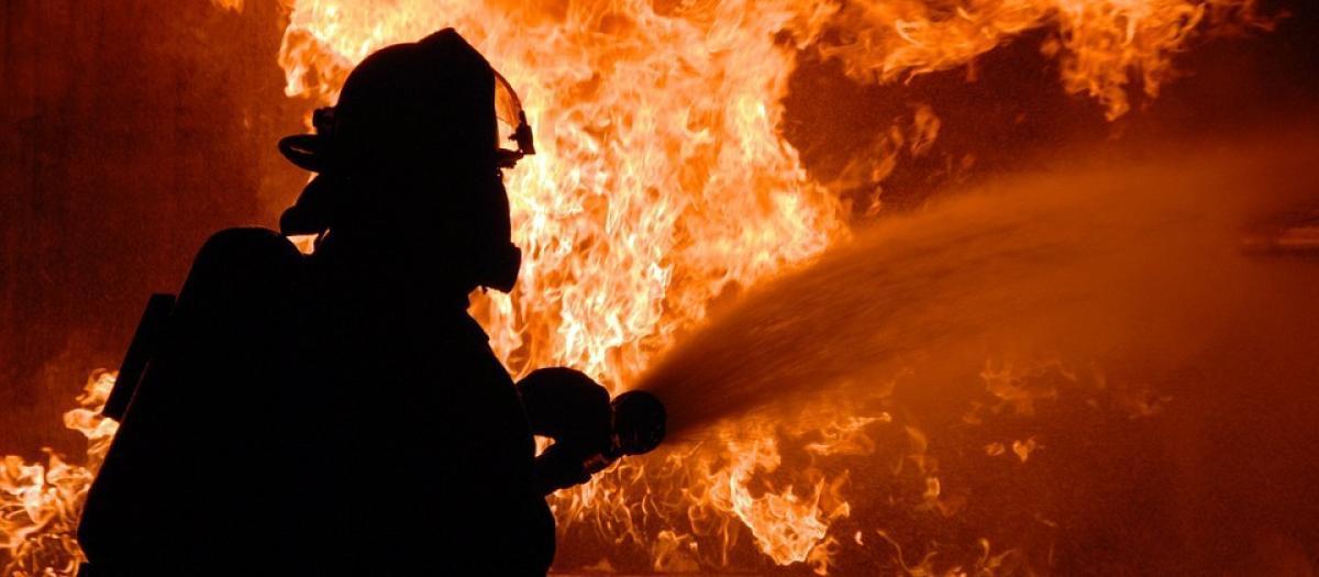 Bombero, foto de archivo